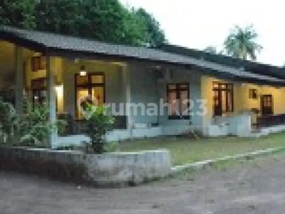 Rumah Cocok untuk Usaha Lokasi Strategis di Jagakara, Jakarta Selatan