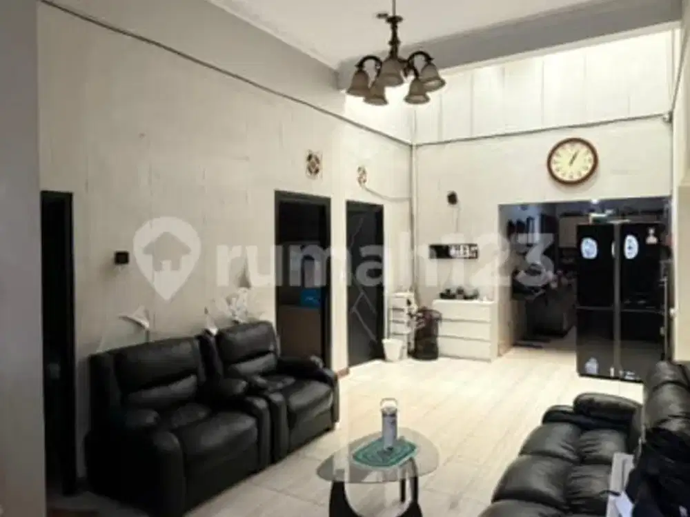 Turun Harga Dijual Rumah Bagus, Rapih Siap Huni di Griyaloka BSD