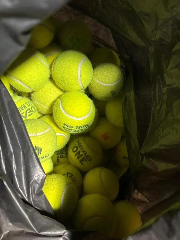 BOLA PADEL BEKAS