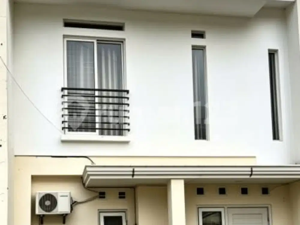 Rumah di Telaga Bestari Cluster The Hills Tangerang Bagus, Rapih
