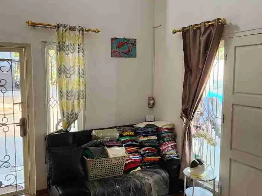 Dijual Rumah Rapi Hoek Luas 96M2 di Cluster Nirwana Modernland
