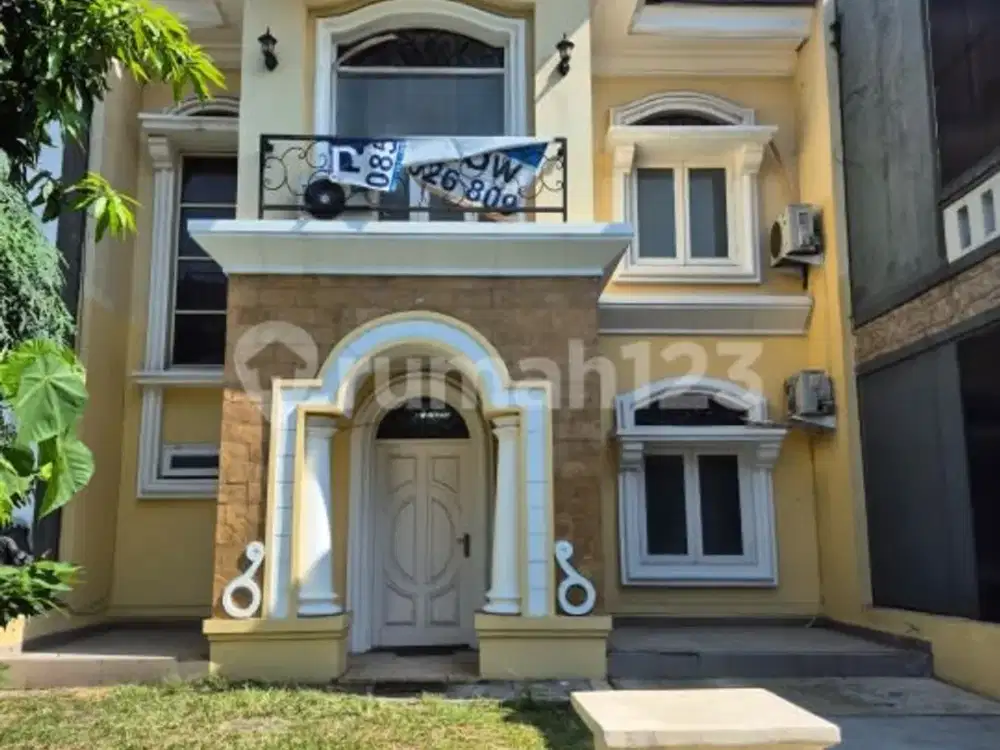 Jual/Sewa Rumah Bagus Baru Renovasi di Cluster Manaco, Gading Serpong