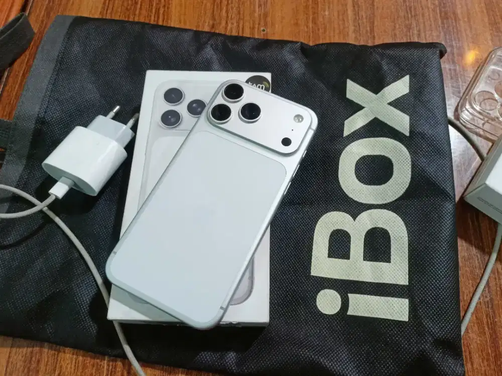 iPhone 17 promax 256 iBox garansi