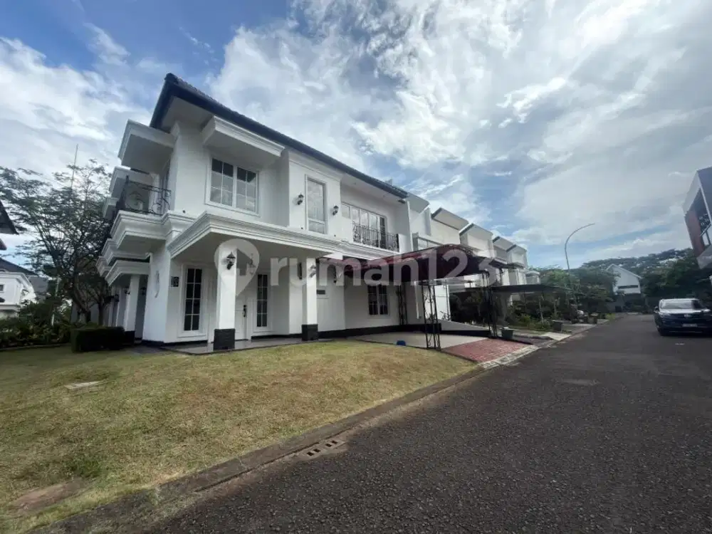 Rumah Baru The Icon BSD 3 Lantai American Classic Siap Huni