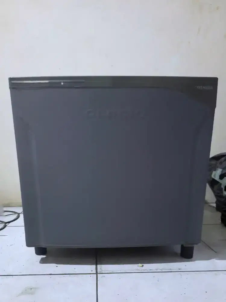 kulkas TOSHIBA GLACIO 1 PINTU MINI PORTABLE