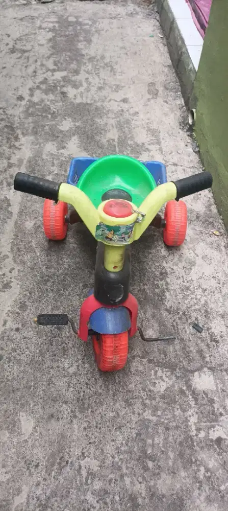 Bersih bersih gudang, anak sudah besar jual bekas pakai *nego*