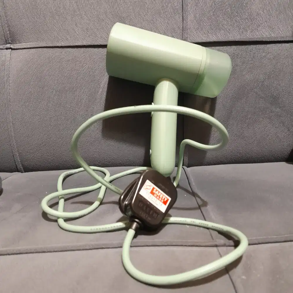 Philips Handheld Steamer iron