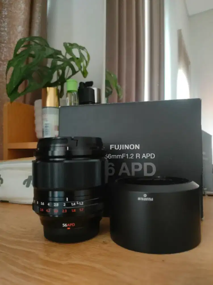 Lensa Fujifilm Fujinon XF 56mm F 1.2 R APD