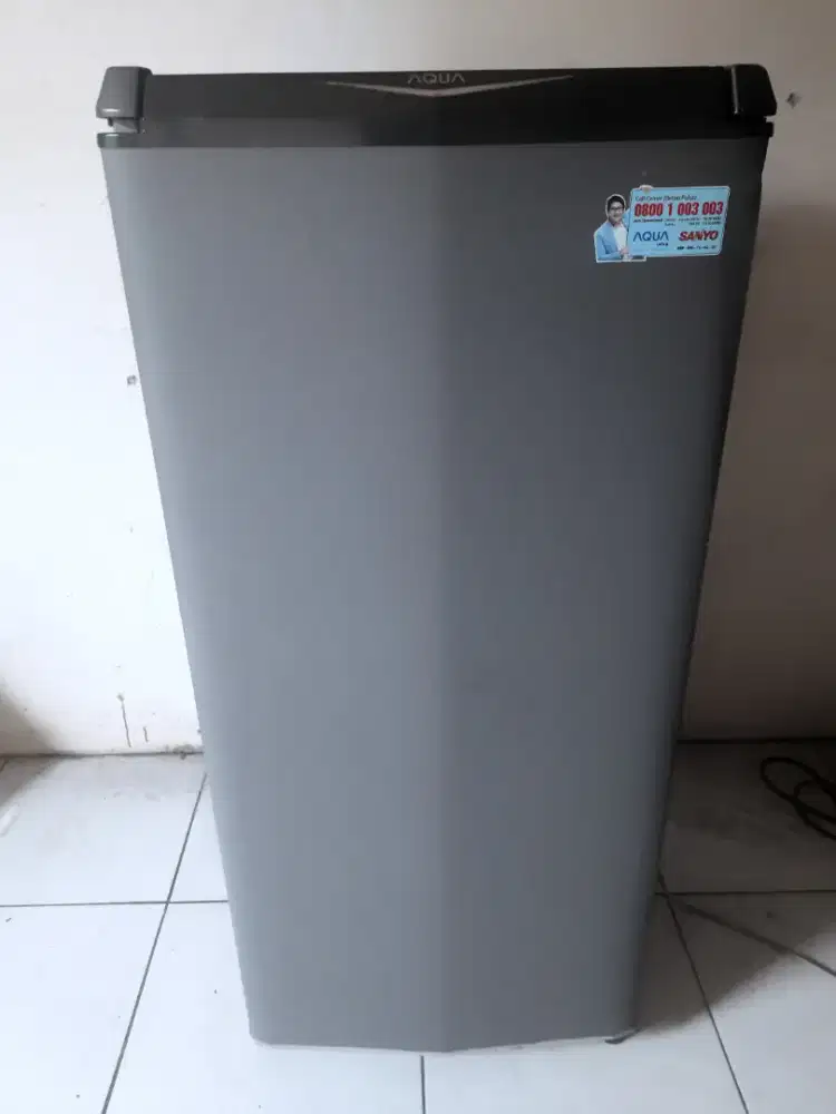 kulkas AQUA 1 PINTU