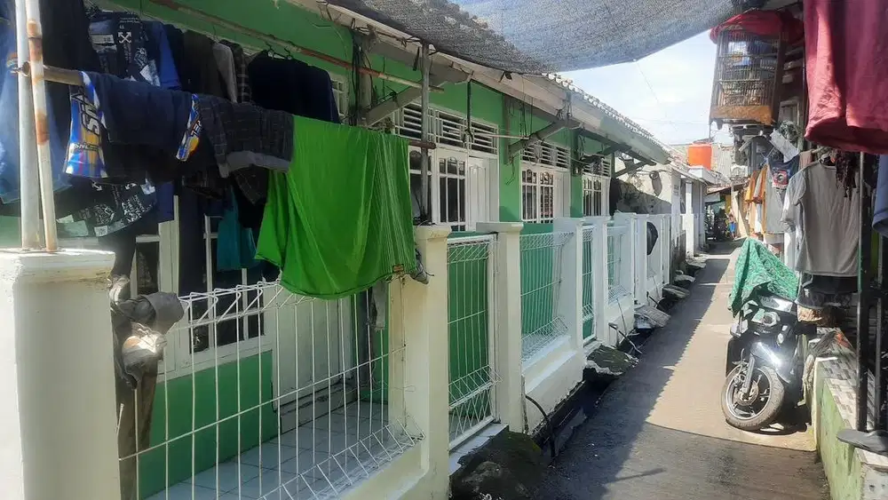 DIJUAL KONTRAKAN 4 PETAK/ 4 PINTU