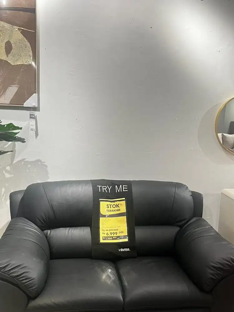 Sofa Ex Display Informa