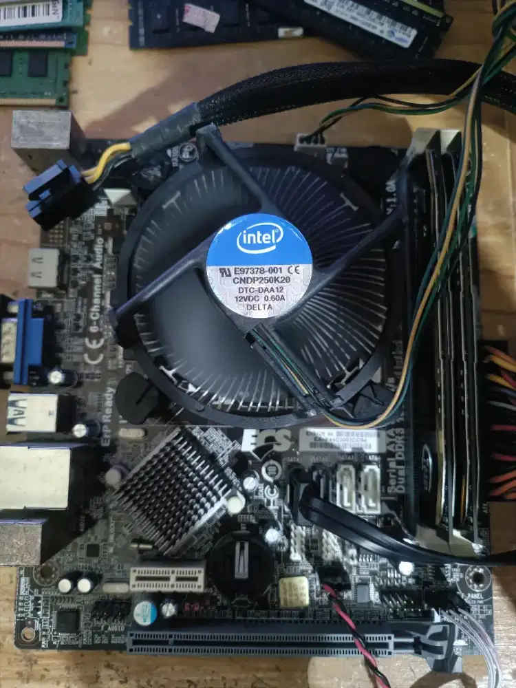Paketan mobo prosesor ram