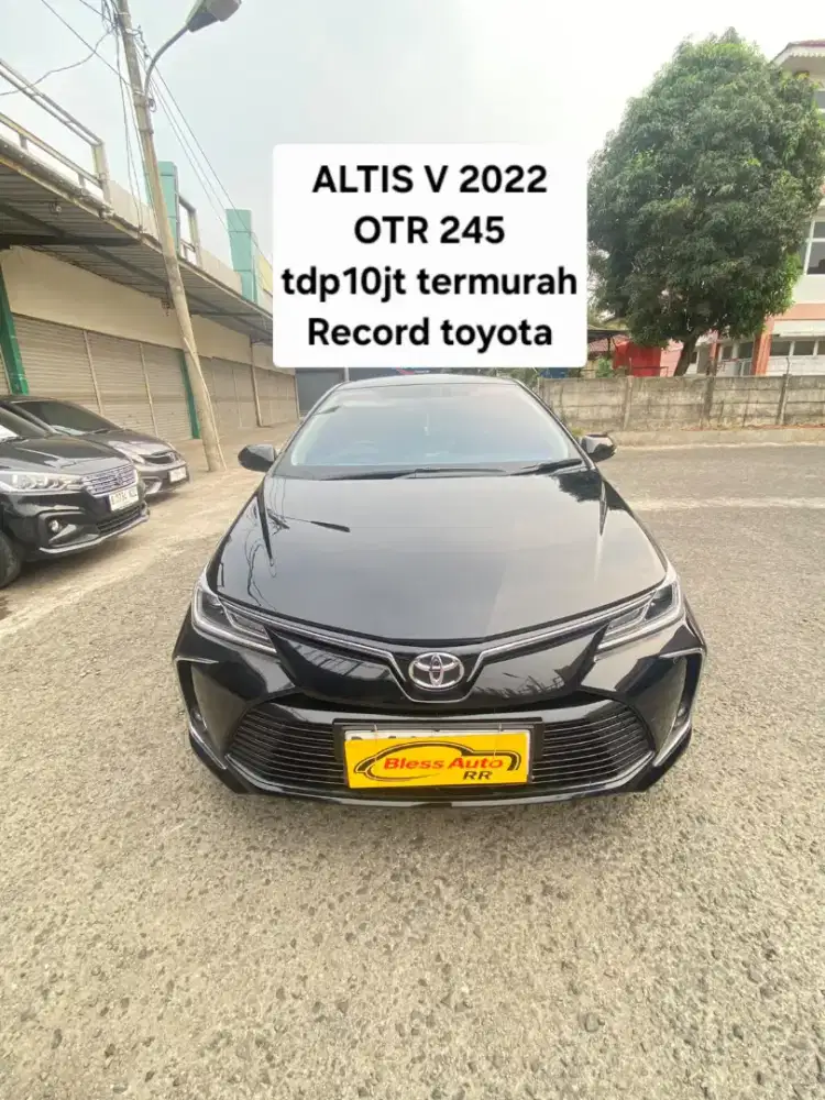 TOYOTA ALTIS V 2022 TDP10jt HITAM 2023 ODO 2021 new model