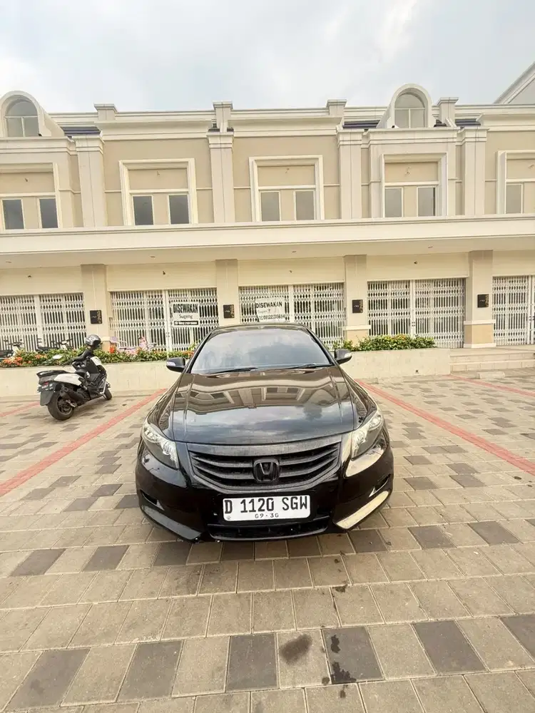 JUAL ACCORD 2012 ( PEMAKAIAN PRIBADI )