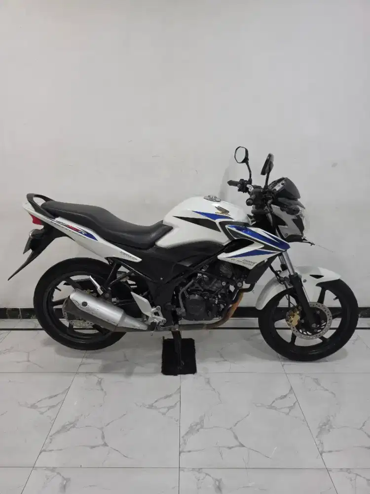 Honda CB150R 2015 Bln 6 Pajak panjang CB 150 R
