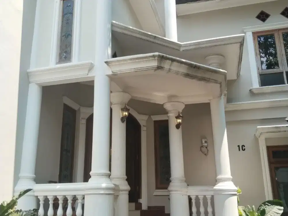 Rumah Mewah Baru Full Furnished 10 KT di Pasar Minggu Jaksel