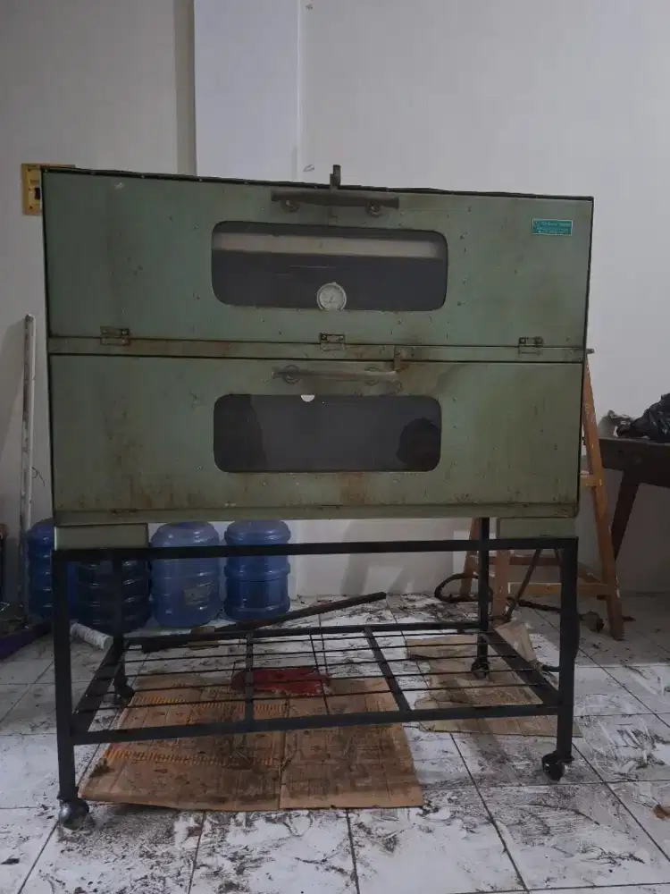 Di jual oven gas 1 pintu