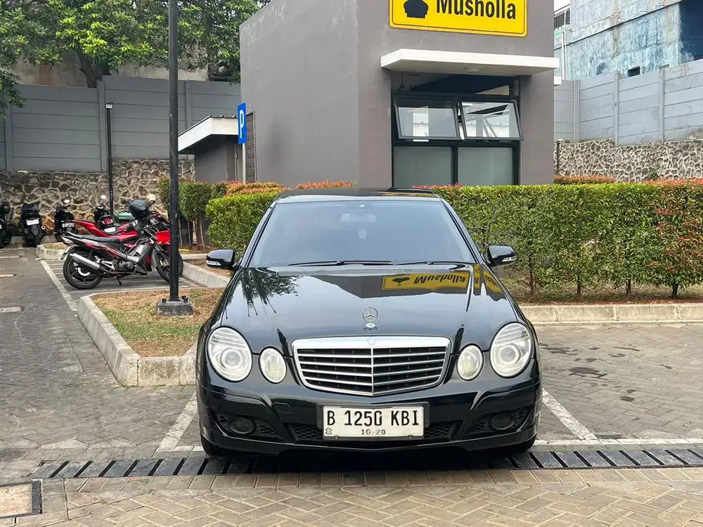 W211 E200K 2008