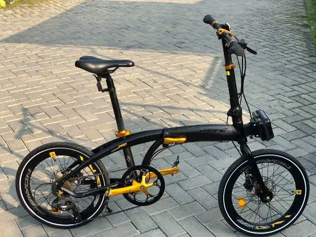 Like New Sepeda Lipat pasific Noris Pro 20 inch hitam gold free helm