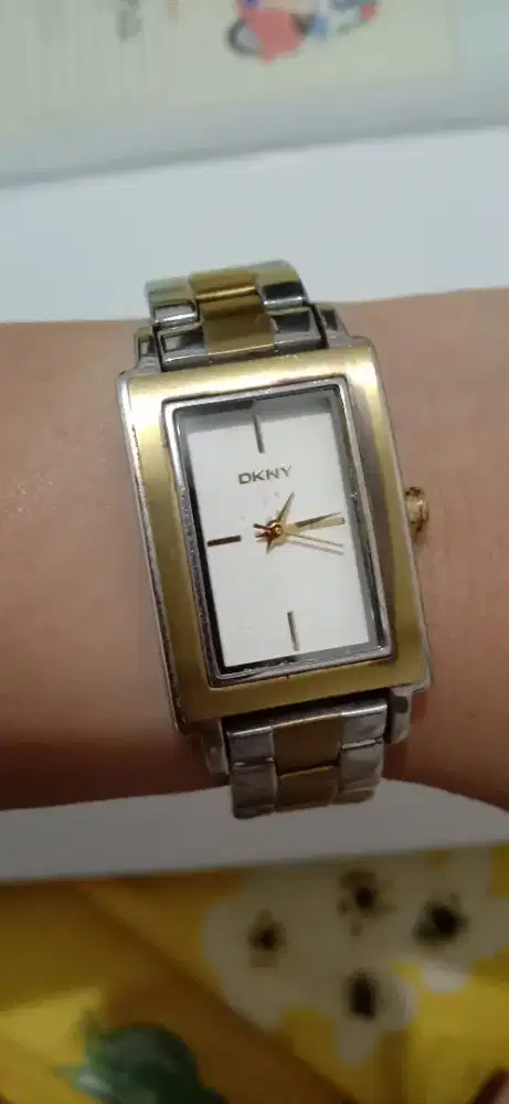 Arloji DKNY wanita beli thn 2012