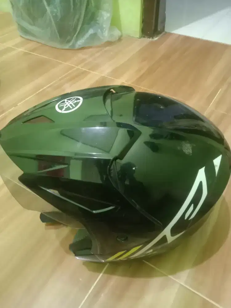 Helm Bawaan motor Aerox