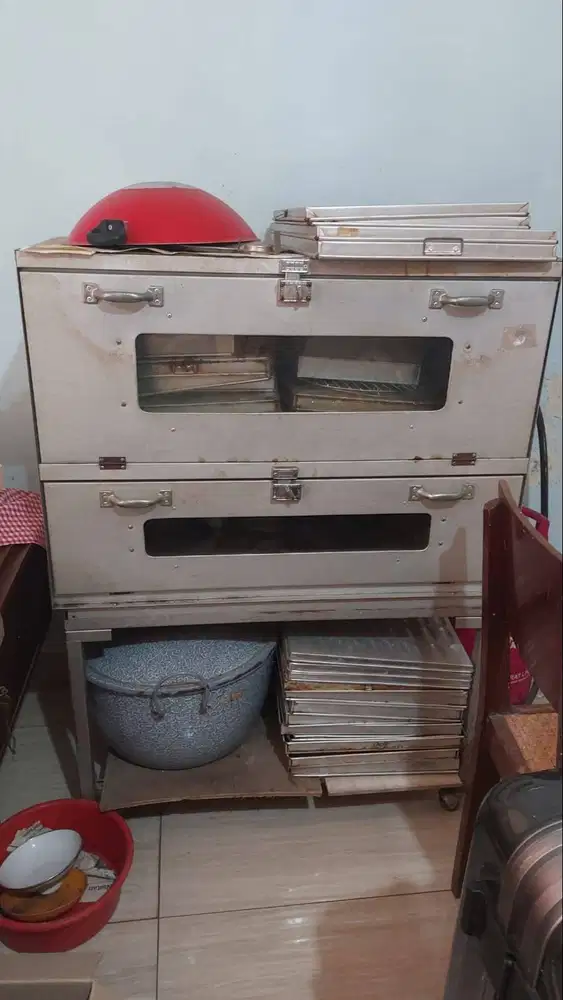 Oven Besar Aluminium + 4 Loyang