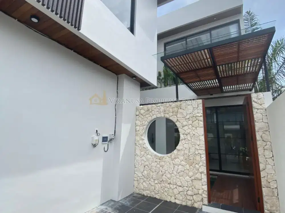 Brand New Modern Tropical Villa - Pererenan / Tumbak Bayuh
