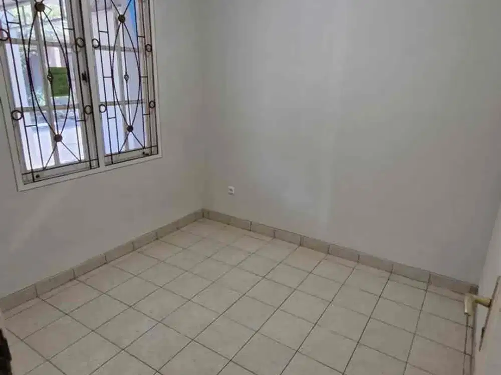 Rumah disewa kota wisata Cibubur 35jt/th