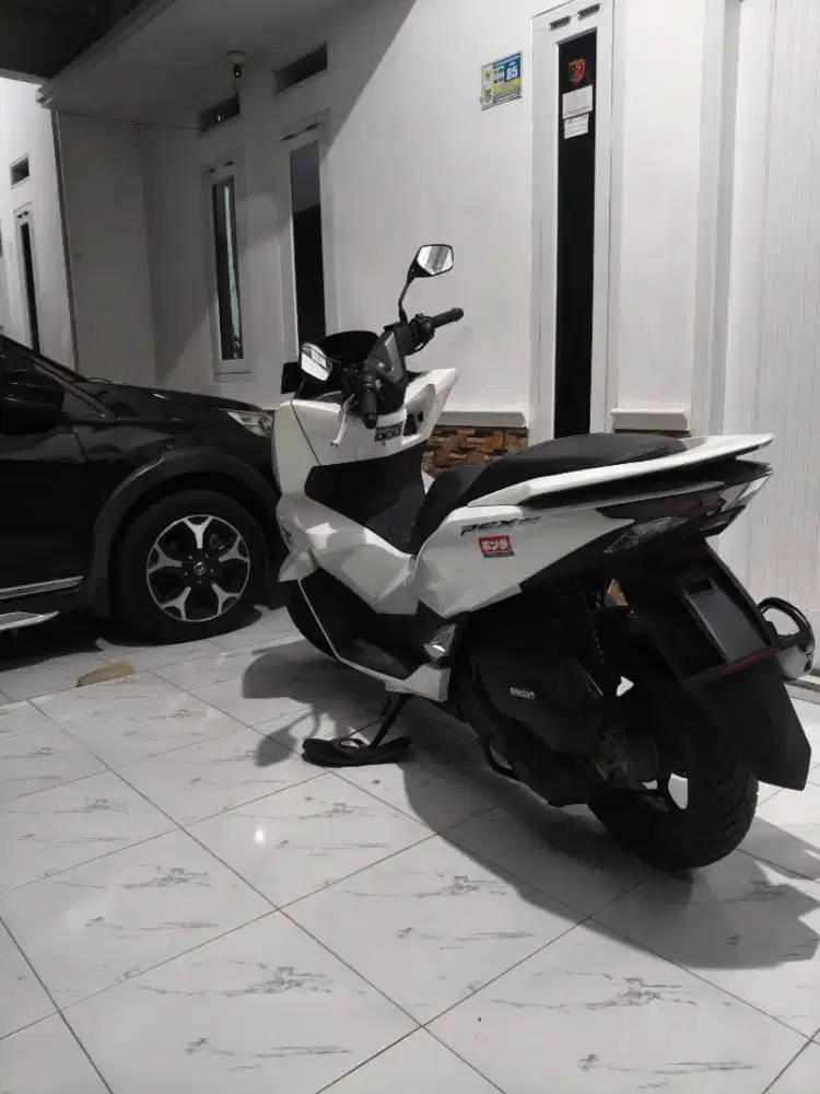 Pcx putih 2025 jual santai