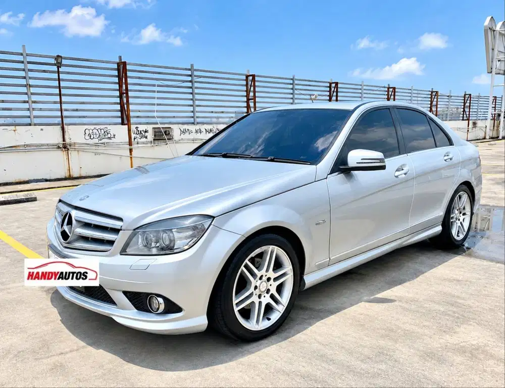 Mercedez Benz C250 CGI Avantgarde Tahun 2010 Automatic Silver Metalik