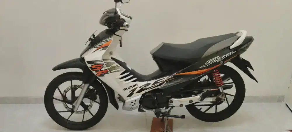 Shogun SP 125 Suzuki