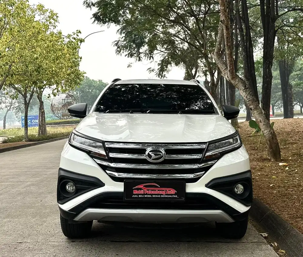 Daihatsu Terios R matic 2018 km rendah mulus terawat sekali