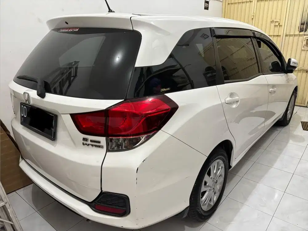 Mobilio tipe E 2016 transmisi Automatic