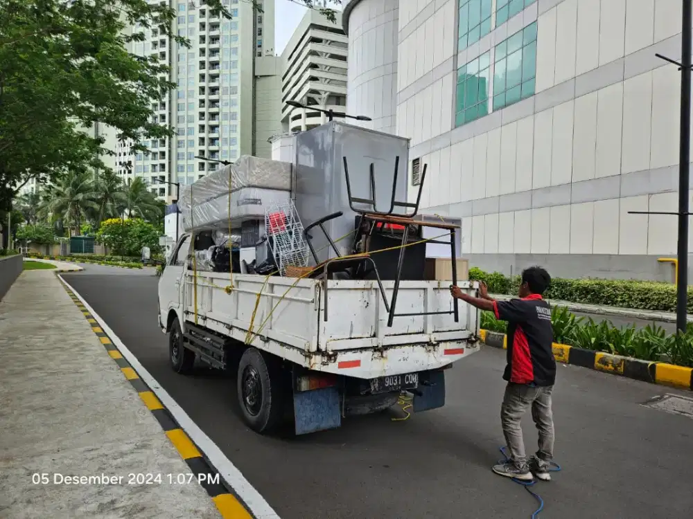 Jasa sewa mobil engkel untuk pindahan barang