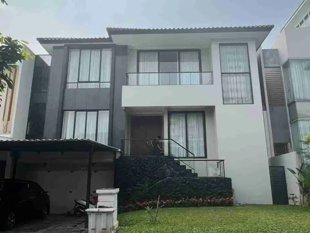 RUMAH MEWAH LAYOUT PLONG KAWASAN CLUSTER ELIT CROWN PHG GADING SERPONG