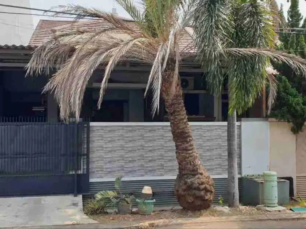 Rumah Strategis di Cluster Aralia Harapan Indah Bekasi