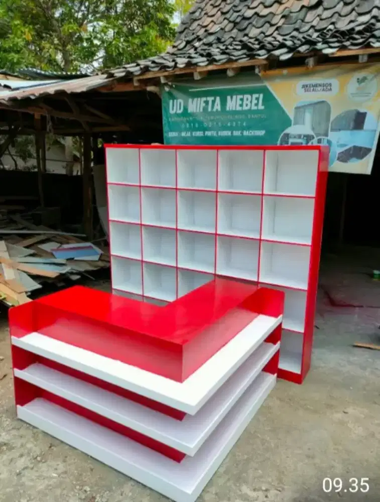 Rak toko kelontong sembako
