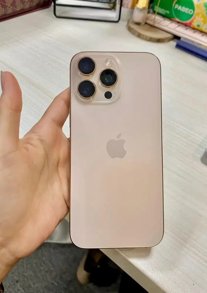 FOR SALE IPHONE 16 PRO MAX 256 GB