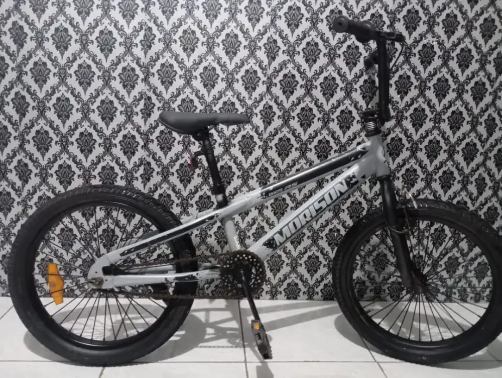 Dijual sepeda BMX anak bagus murah siap pake