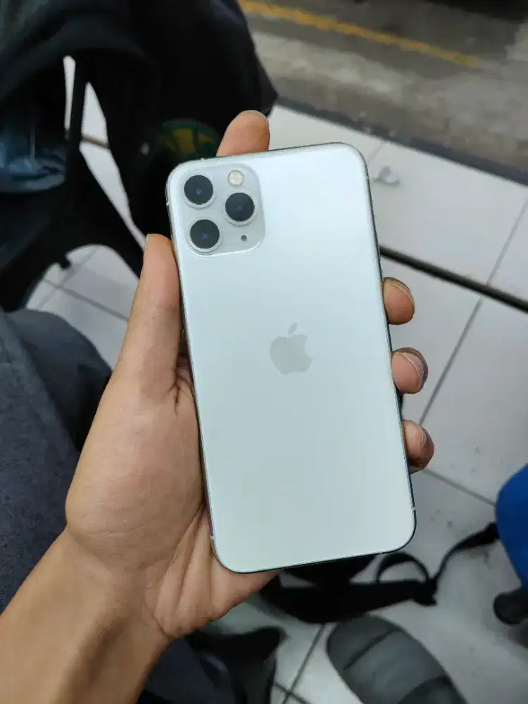 iPhone 11 Pro 64Gb Beacukai Silver