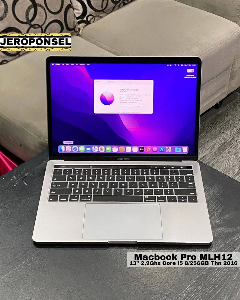 MACBOOK PRO 2016 TB 13” 256GB GRAY ORIGINAL GARANSI ADA MINUS