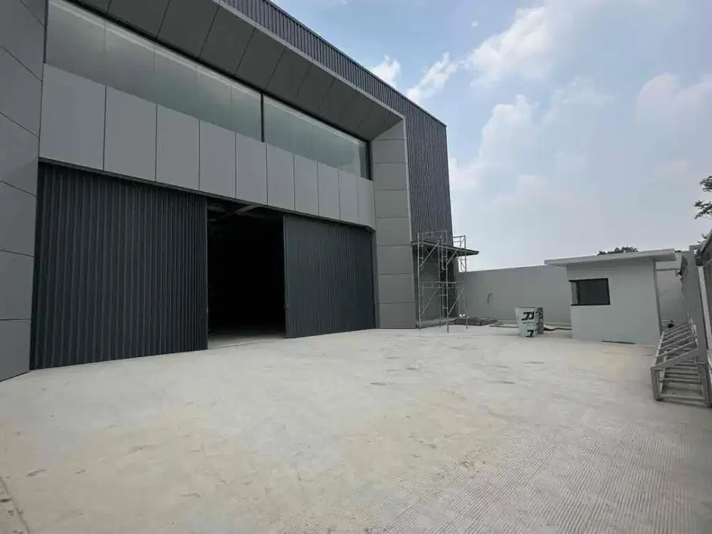 Sewa Gudang Baru LT 1880 m2 Delta Silicon Lippo Cikarang