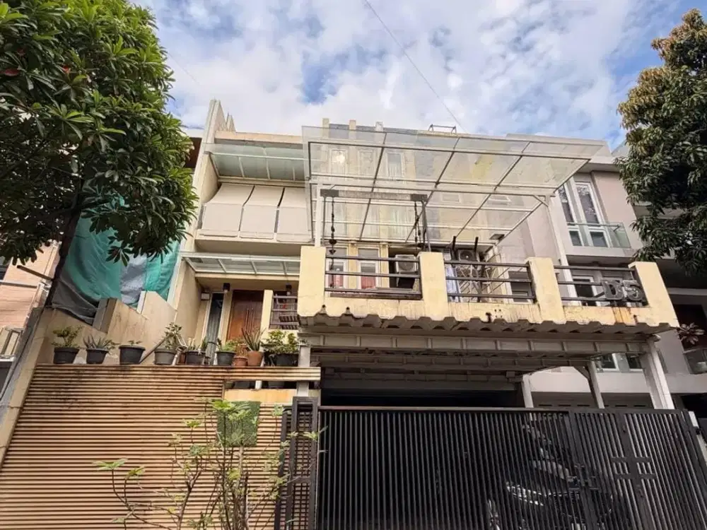 Rumah mewah Komplek Eksklusif Villa Pondok Indah, Kebayoran Lama