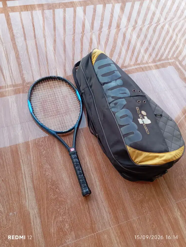 Raket tenis merk wilson hyper hammer
