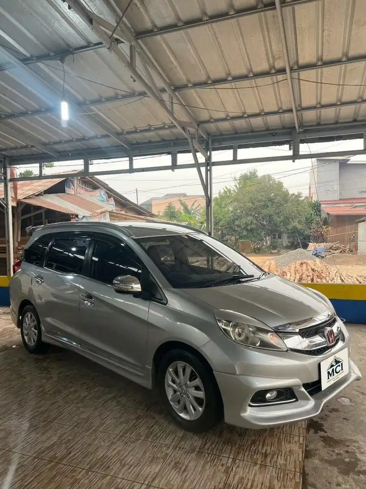 FS. Honda Mobilio MT 2014
