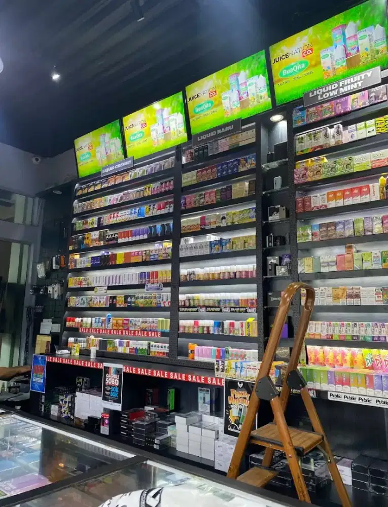 Toko Vape jaga toko kasir