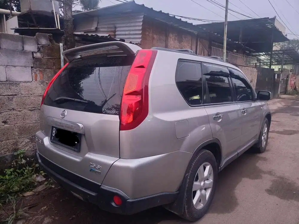 Nissan X-Trail 2011 Bensin