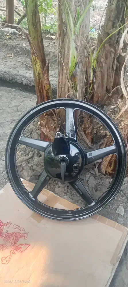 Veleg Vixion blakang satu set