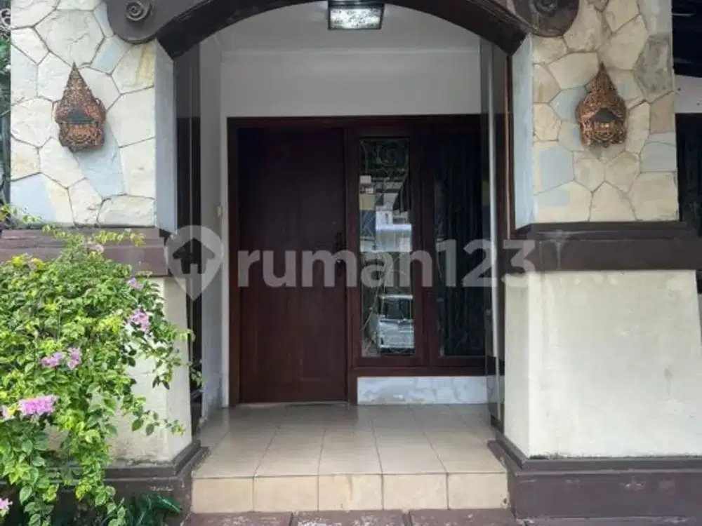 Rumah Siap Huni Lokasi Asri di The Green BSD