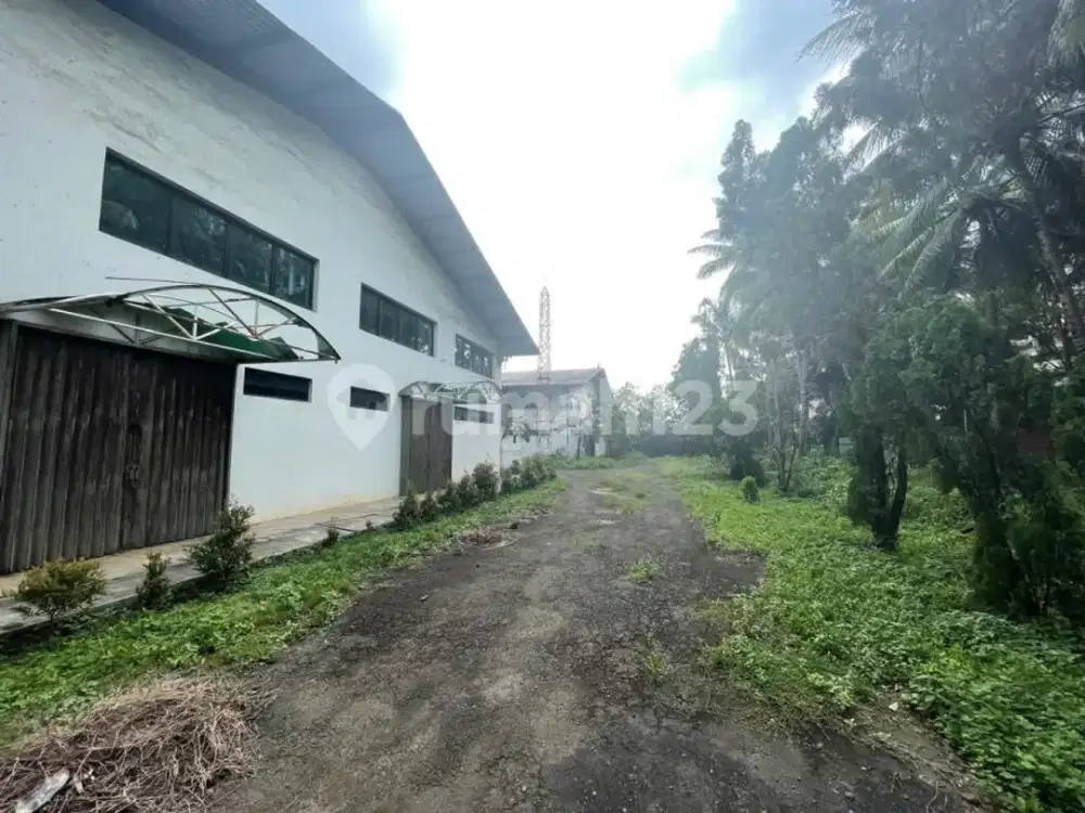 Ex Pabrik di Pinang Tangerang Terdiri Dari 3 Gedung Lokasi Bagus